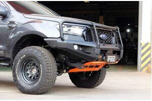 PIAK ELITE POST BAR W/BLACK TOW POINTS & ORANGE UBP TO SUIT FORD RANGER & EVEREST (2015-2020)