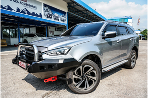 MCC STAINLESS SINGLE LOOP ROCKER BAR W/UBP & FOGS - ISUZU MUX 2021 ON