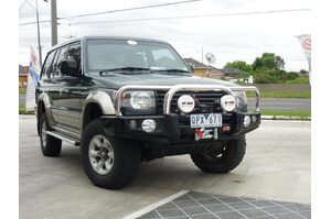 MCC FALCON STAINLESS TRIPLE LOOP BAR W/FOGS TO SUIT MITSUBISHI PAJERO (NH-NL) 1991-2000