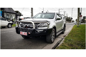 MCC STAINLESS TRIPLE LOOP FALCON BAR (NO FOGS) TO SUIT HOLDEN COLORADO TRAILBLAZER (2017-2020)