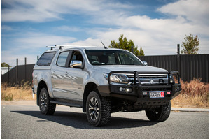 MCC BLACK A-FRAME FALCON BAR (W/FOGS) TO SUIT HOLDEN COLORADO TRAILBLAZER (2017-2020)