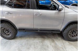 OFFROAD ANIMAL ROCK SLIDERS TO SUIT TOYOTA FORTUNER (2015-ON)