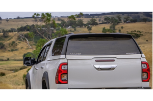 MAXLINER VENTURE CANOPY (TWO-TONE COLOUR) TO SUIT DUAL CAB TOYOTA HILUX (2015-ON)