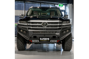 SUPREME X-SERIES BULL BAR TO SUIT TOYOTA LAND CRUISER 300 SERIES (2022-ON)